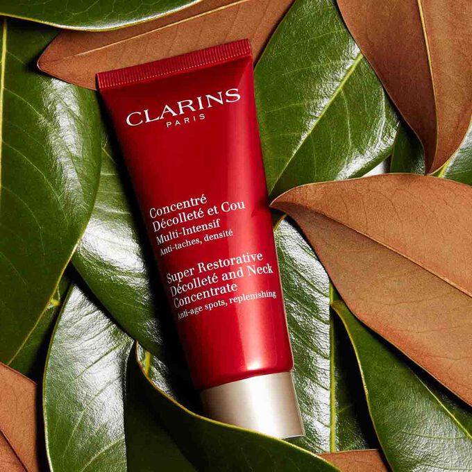 Super Restorative Décolleté and Neck Concentrate