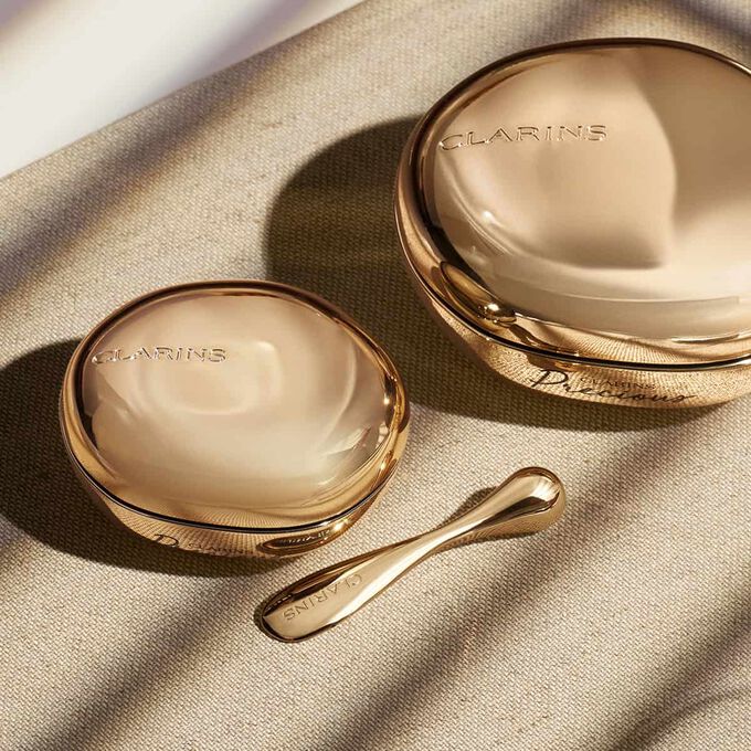 Precious La Cr&egrave;me Yeux Age-Defying Eye Cream