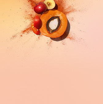 Visual regrouping organic goi berry extract, acerola seed extract, organic apricot oil and paprika extract.